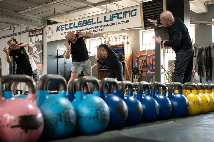 Grafika promocyjna wydarzenia Podstawy kettlebell ZA DARMO — Piotrków Trybunalski