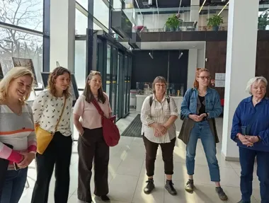 Czeska delegacja w Mediatece 800-lecia zobaczyła, jak biblioteka łączy pokolenia