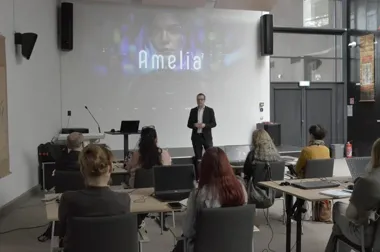 AI weszła do biblioteki - nauczyciele z Piotrkowa ćwiczyli przyszłość