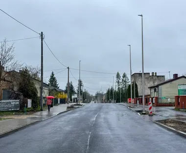 Na Wolborskiej znów rusza bitumiczna układanka. Kierowcy muszą uważać