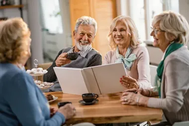 W Piotrkowie ruszają konsultacje programu dla osób starszych – spotkanie z ekspertami