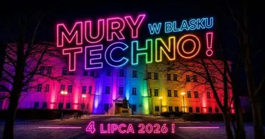 Światło i techno przed I LO. Wieczór z mocną oprawą w Piotrkowie