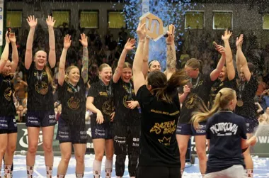 Piotrcovia wraca na podium po 17 latach. Piotrków świętuje medal