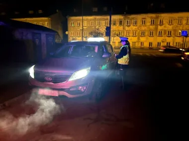 Piotrkowska policja wzięła taksówki pod lupę - kontrola objęła też pasażerów