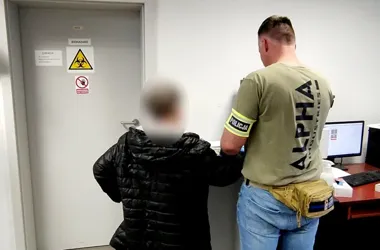 Tysiące papierosów bez akcyzy w domu 72-latki z gminy Wola Krzysztoporska