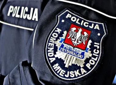 Policjanci trenujący na siłowni przywrócili oddech 26-latce