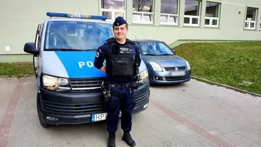 Policjant na urlopie dogonił złodzieja między budynkami w Bełchatowie