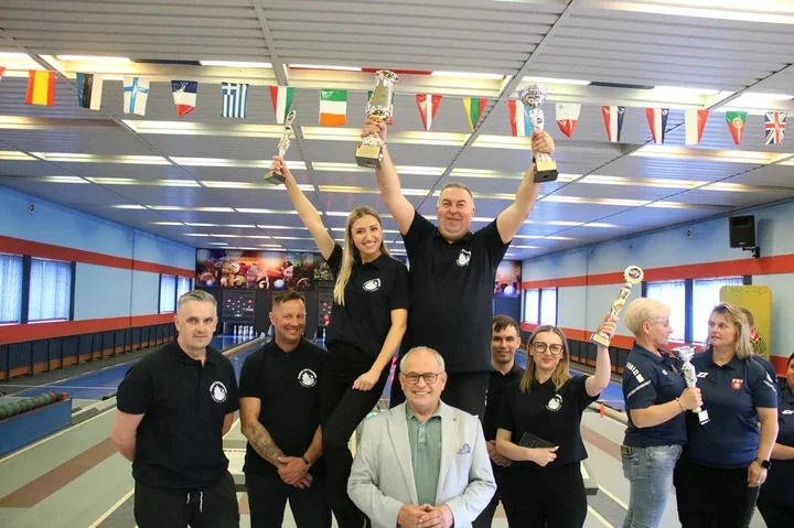 Piotrkowscy samorządowcy wrócili z Tomaszowa z pucharem i podium