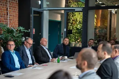 Samorząd i biznes w Piotrkowie szukali odpowiedzi na nowy gospodarczy układ