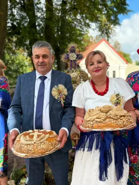 Siedemnaście wieńców i koncerty gwiazd na dożynkach w Czarnocinie