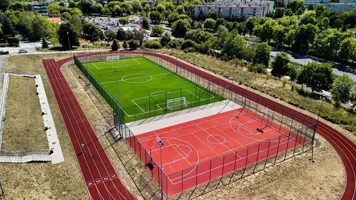 Z dziurawego boiska do nowoczesnego Orlika. Remont kosztował 1,6 mln zł